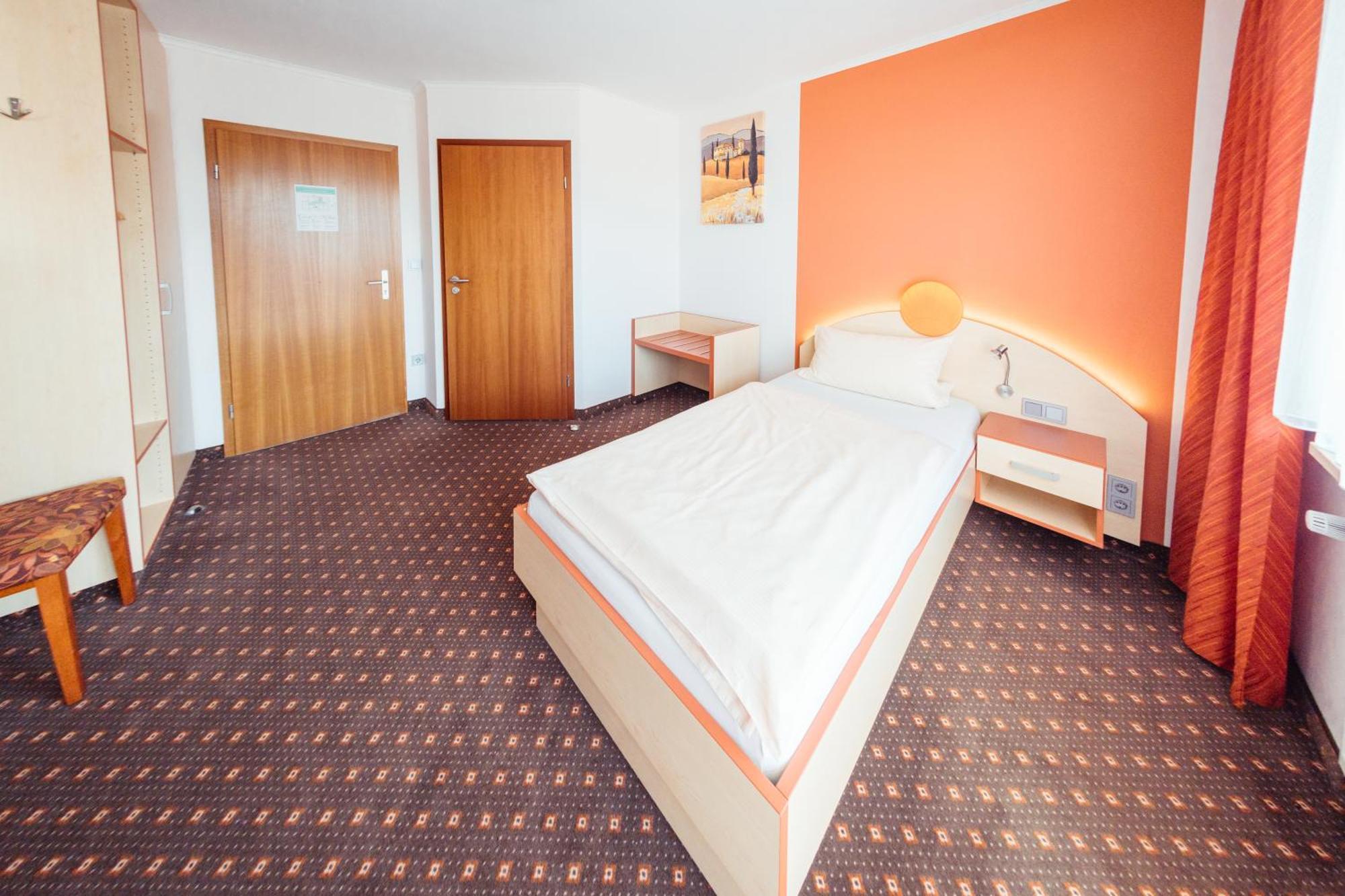Hotel Sonnental Neusorg Dış mekan fotoğraf